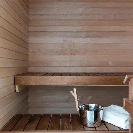 Sleepwell Malaga With Private Sauna And Parking Huoneisto Helsinki